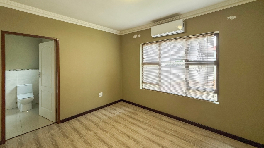 4 Bedroom Property for Sale in Birdwood Estate North West